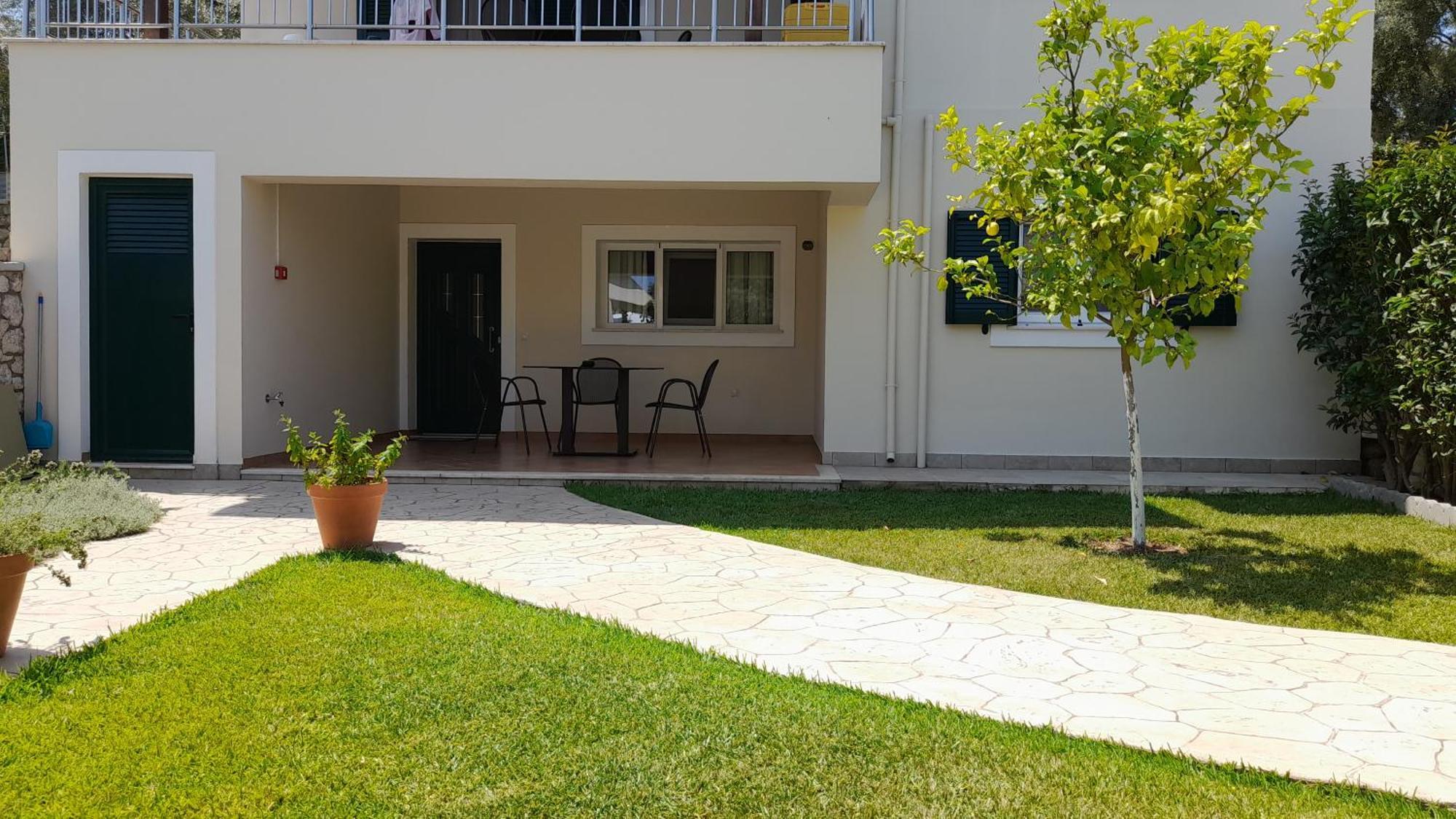 Lefkogea Villas & Apartments Tsoukaladhes Exterior photo