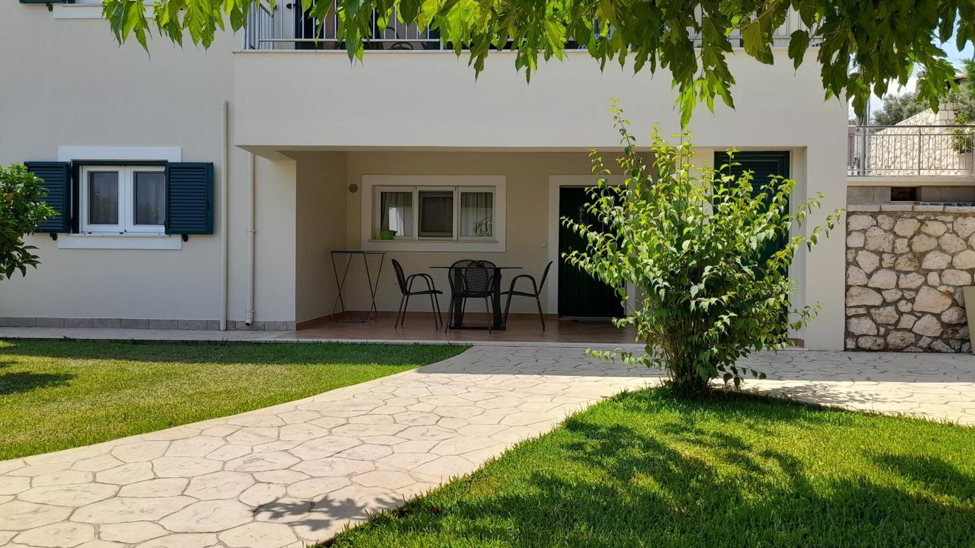 Lefkogea Villas & Apartments Tsoukaladhes Exterior photo
